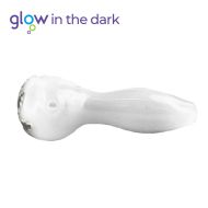 Glass pipe with leaf 10 cm, glows in the dark